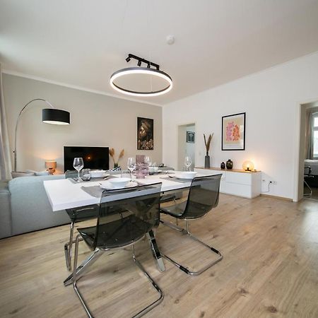 Favorite Stays - Suite And More - Kitchen Neuss Extérieur photo